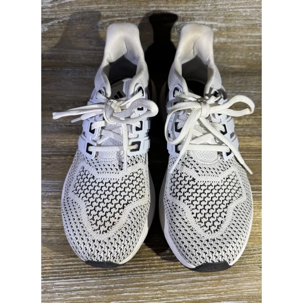 Adidas Ultradream DNA Running Shoes White Black JS0328‎ Women's Size 7.5